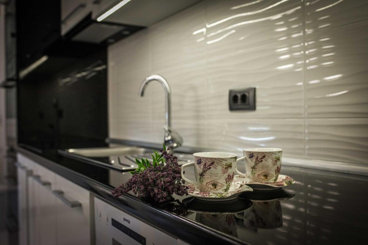 Apartman Simic - Stan Na Dan Bogatic Bagian luar foto