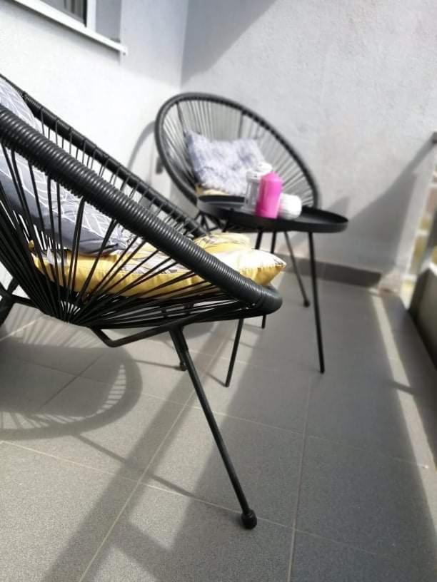 Apartman Simic - Stan Na Dan Bogatic Bagian luar foto